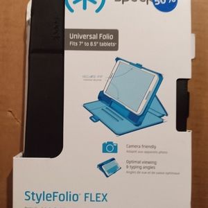 Universal folio tablet case